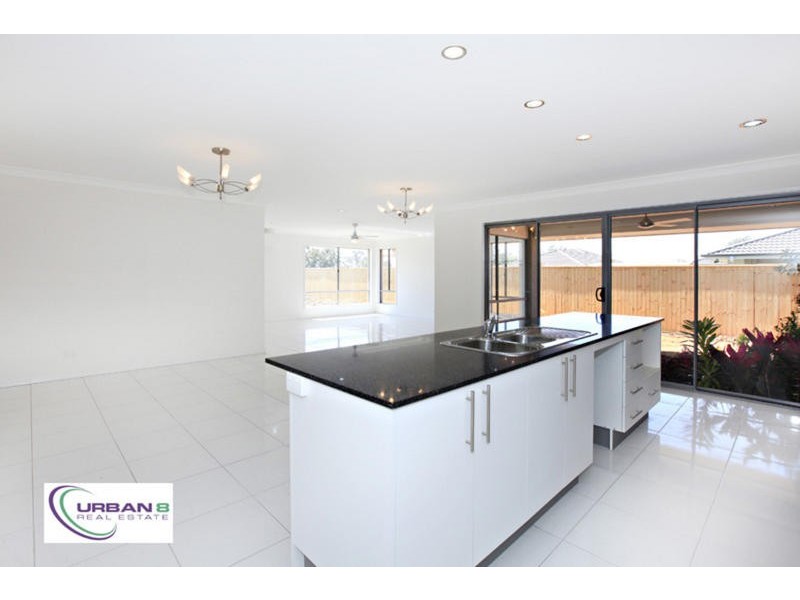 15 Paperbark Cct, Moggill QLD 4070